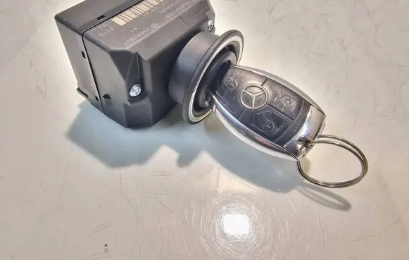 Mercedes-Benz ML W164 Ignition lock 1645451308 A1645451308