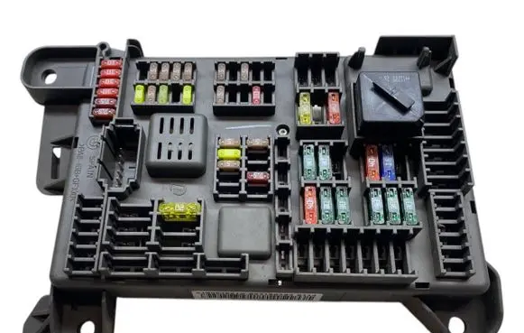 BMW X6 E71 Fuse module 6931687