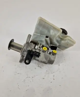 Volkswagen Tiguan Allspace Master brake cylinder 5Q1611301G