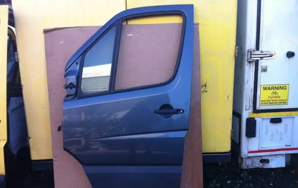 Volkswagen Crafter Front door