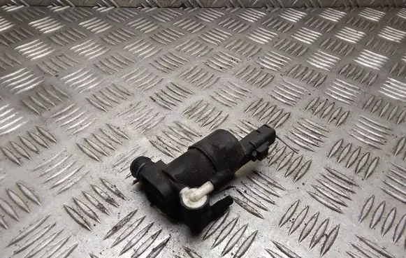 Windscreen/windshield washer pump