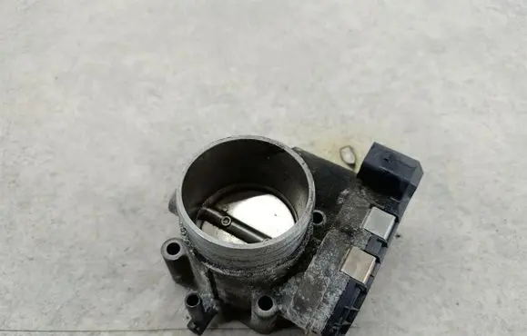 Audi TT Mk1 Throttle body valve 06A133062C