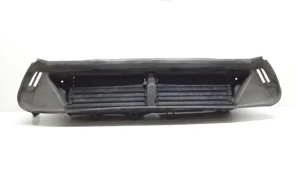 Volvo V40 Intercooler air guide/duct channel 31402679