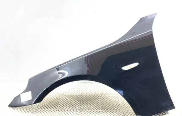 BMW 5 E60 E61 Fender 668