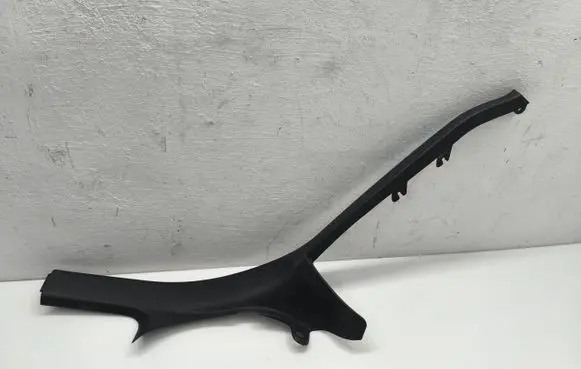 Skoda Octavia Mk2 (1Z) Rear sill trim cover 1Z9867768