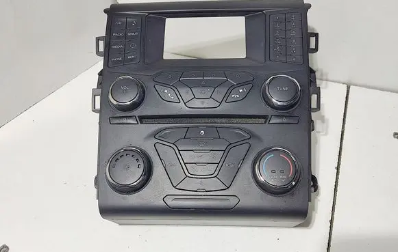 Ford Fusion II Head unit multimedia control DS7T18E243ER 900255280011