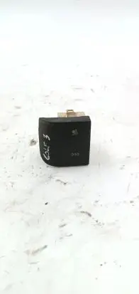 Passenger airbag on/off switch