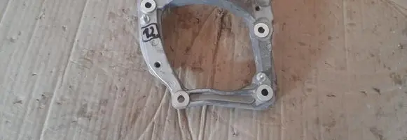 Peugeot 208 II A/C compressor mount bracket 9826641380