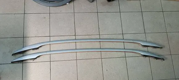 Ford Kuga I Roof transverse bars on the 