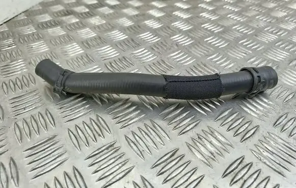 Mercedes-Benz E W212 Engine coolant pipe/hose A2125061135