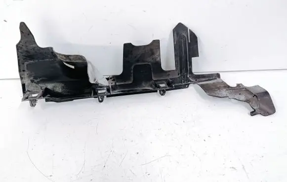 Volkswagen Jetta VI Radiator trim 5C6121283B