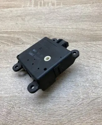 Nissan Murano Z50 Air flap motor/actuator 3K01030851