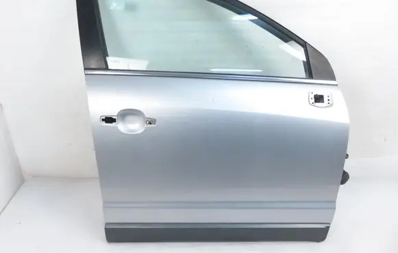 Opel Antara Front door