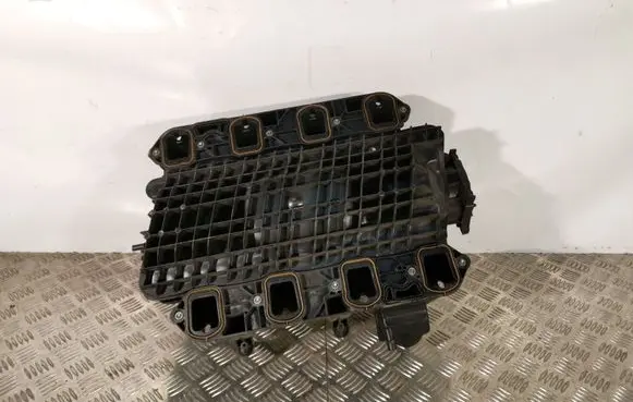 Jeep Commander Intake manifold