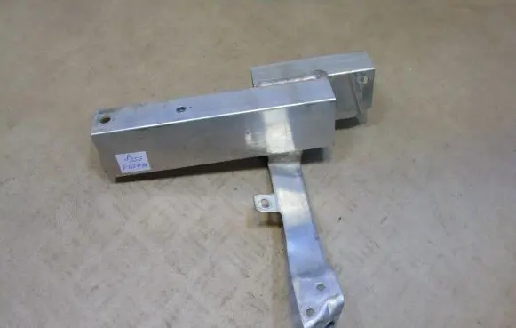 BMW 7 F01 F02 F03 F04 Bottom radiator support slam panel 8051039
