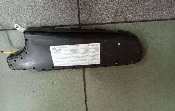 Audi A3 S3 8P Seat airbag 8P3880242