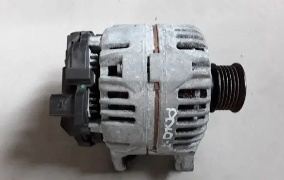 Volkswagen Polo V 6R Generator/alternator 036903024J