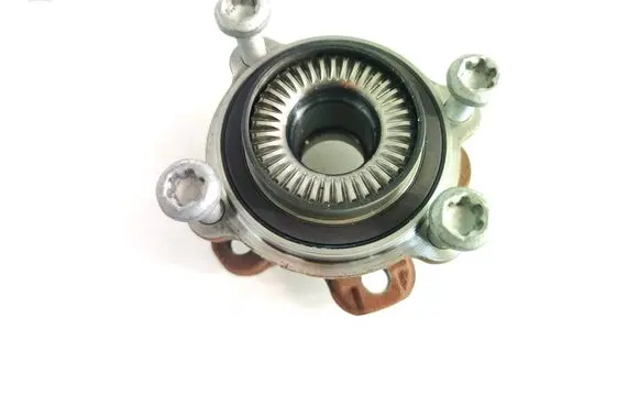 BMW X4 G02 Rear wheel ball bearing 6899175 33406899175 8838134