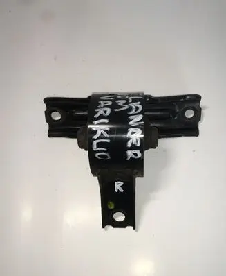 Mitsubishi Outlander Engine mount bracket MN184356
