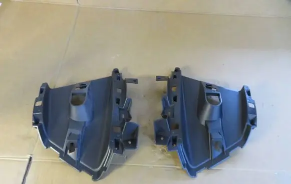 Renault Captur II Front bumper mounting bracket 628113210R