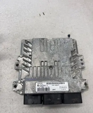 Mazda 3 I Engine control unit/module AV6112A650PC S180138002B