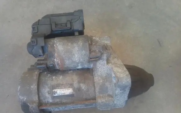 Toyota Auris E180 Starter motor