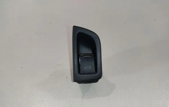Audi A5 8T 8F Tailgate opening switch 8T2959830
