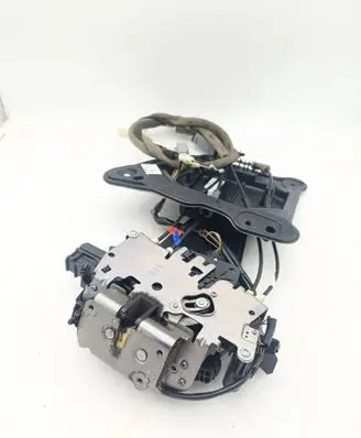 Chrysler Pacifica Sliding door lock ARK0069731 3041096 120085