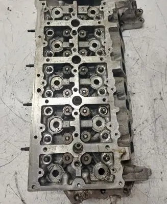Mini Cooper Countryman R60 Engine head 781260804