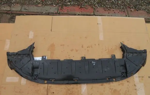 Volvo V60 Front bumper skid plate/under tray 32227198a