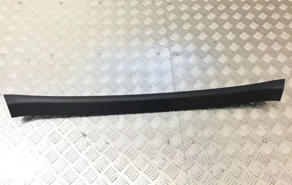 Tesla Model S Tailgate trim 100925500G