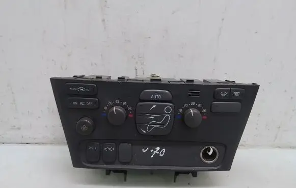 Volvo V70 Climate control unit 7923