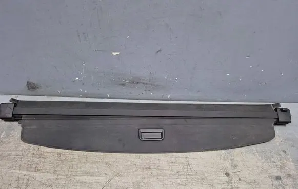 Volkswagen Golf IV Parcel shelf load cover