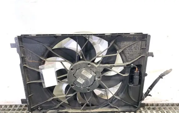Mercedes-Benz E W212 Fan set A2045000293