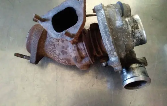 SsangYong Rexton Turbo 7422890003 A6650901080
