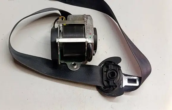 Volkswagen Scirocco Front seatbelt 1K8857706AT2 1K8857706A 1000059
