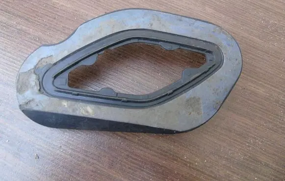 Seat Leon (1P) Headlight washer nozzle holder 1P0807941