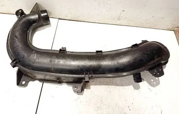 Air intake hose/pipe