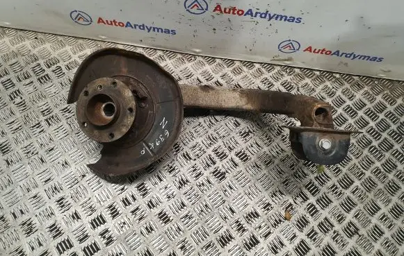 BMW Z4 E85 E86 Rear wheel hub spindle/knuckle 6774775 33326774775