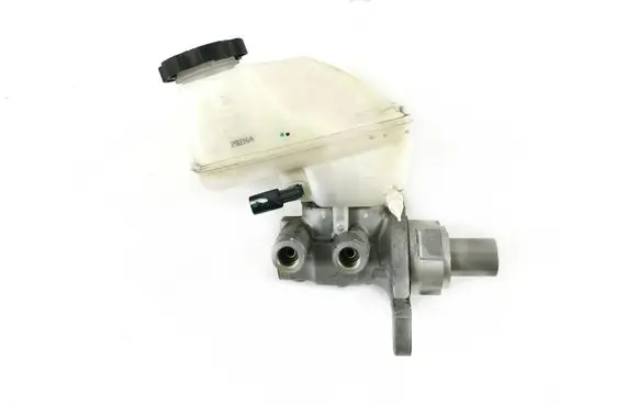 Chevrolet Camaro Master brake cylinder 32671497 28216A