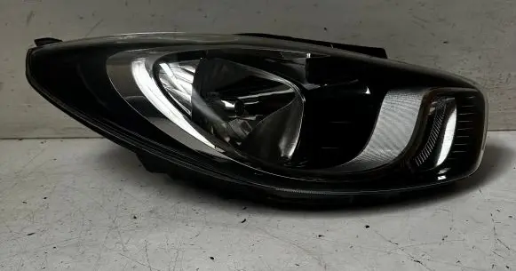 Hyundai i10 Headlight/headlamp 921020X1 921020X2