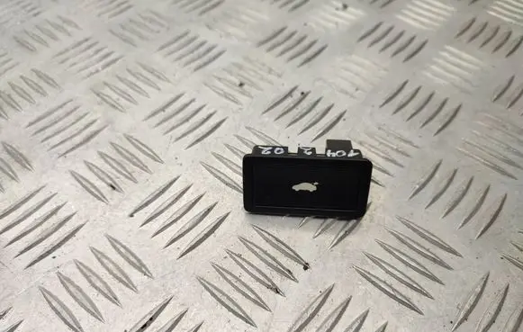 Audi Q7 4L Tailgate/boot open switch button 3D0959831C