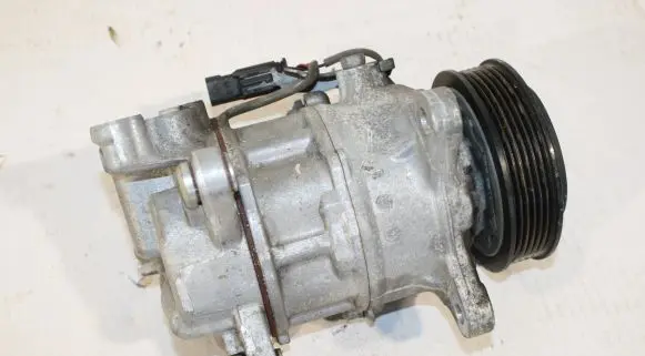 BMW 4 F32 F33 Air conditioning (A/C) compressor (pump) 9299328
