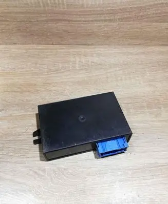 BMW 5 E39 Cruise control unit/module 8375497