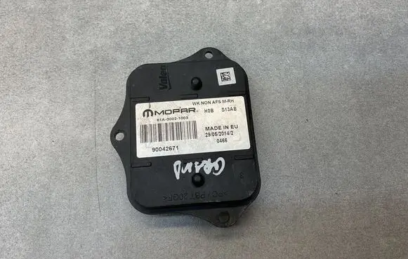Jeep Grand Cherokee Headlight ballast module Xenon 61A30021003 90042671