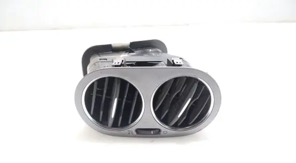 Volkswagen Tiguan Dashboard side air vent grill/cover trim