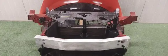 Nissan Leaf I (ZE0) Radiator support slam panel