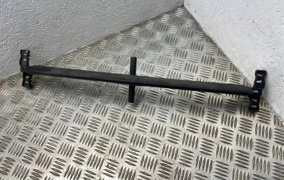 Jaguar S-Type Front bumper lower grill