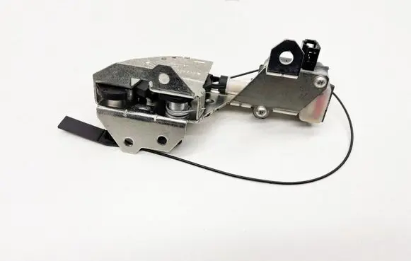 Volkswagen Touareg I Tailgate lock latch 7L0827506E