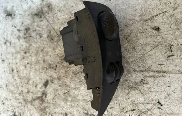 Volkswagen Caddy Light switch 2468